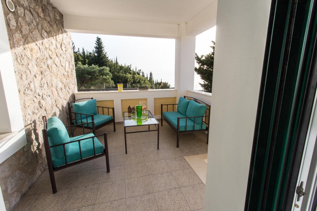 Villa Vera Áyios Nikítas Exterior photo
